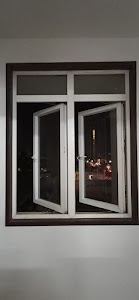 Yugan Glass Works place picture